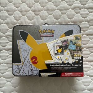 The Pokémon TCG Celebrations Collector Chest Sealed NEW 25th Anniversary